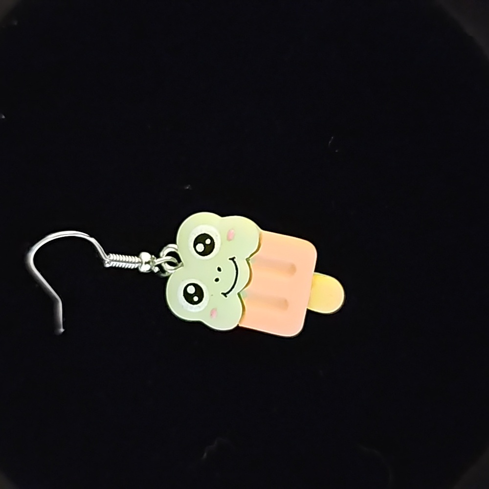 Dangle earrings - Picture 3 of 4